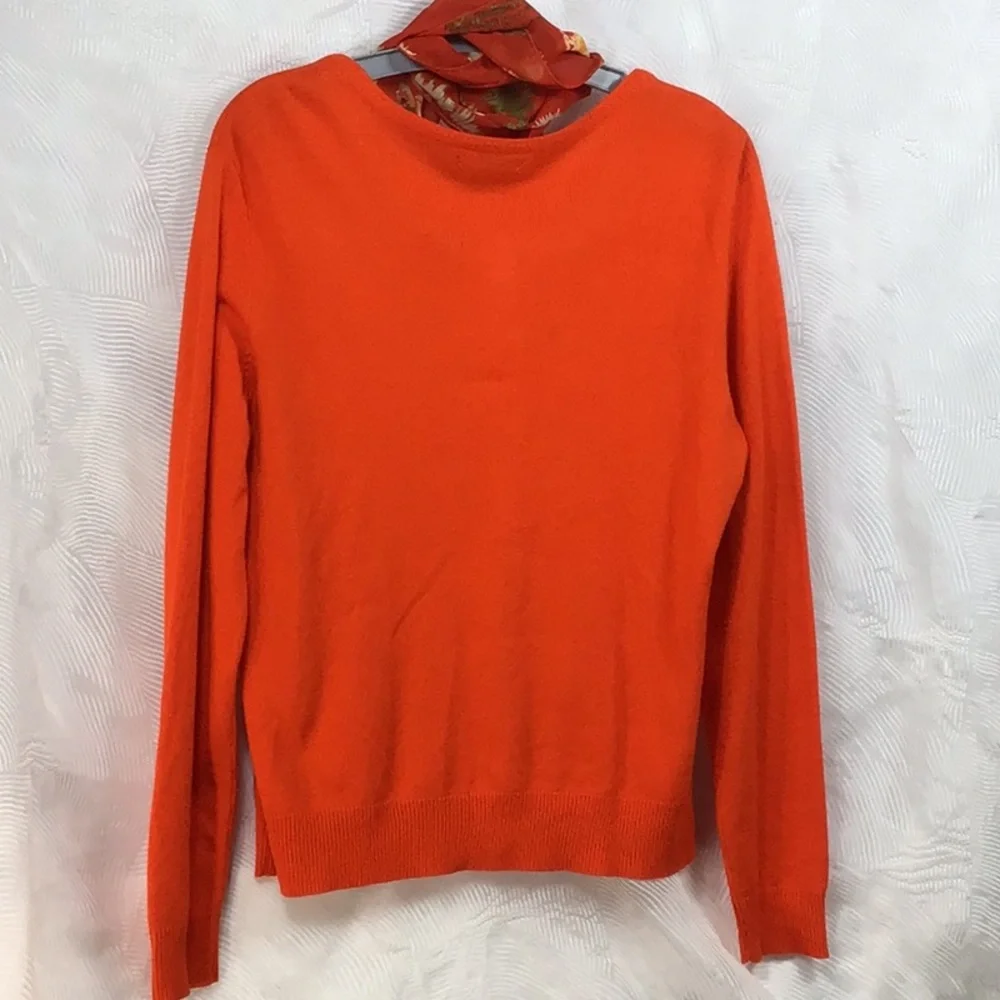 🍊NEW YORK & CO Dark Orange Floral Knit Corsage Jeweled Buttons - Picture 6 of 7